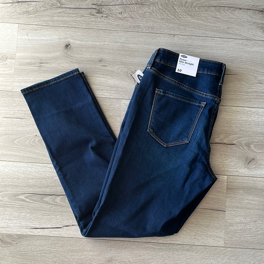 NWT Old Navy Women’s Power Slim Straight Jeans